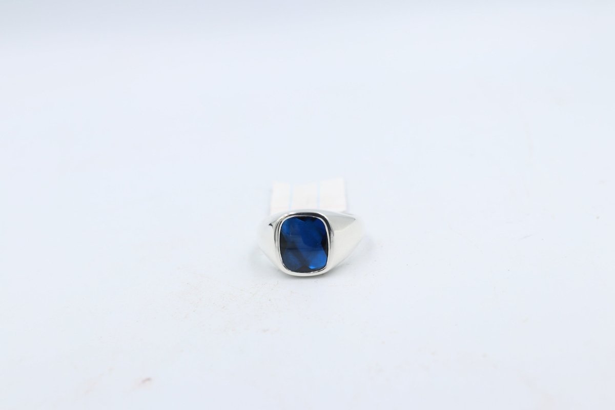 Stg Silver Mens Ring with Cushion Syn Blue Spinal