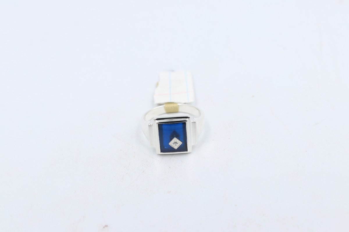 Stg Silver Mens Ring with Syn Blue Spinal