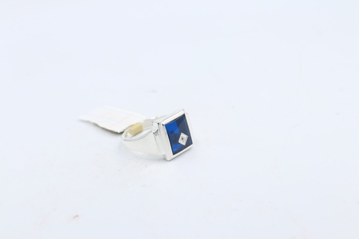 Stg Silver Mens Ring with Syn Blue Spinal