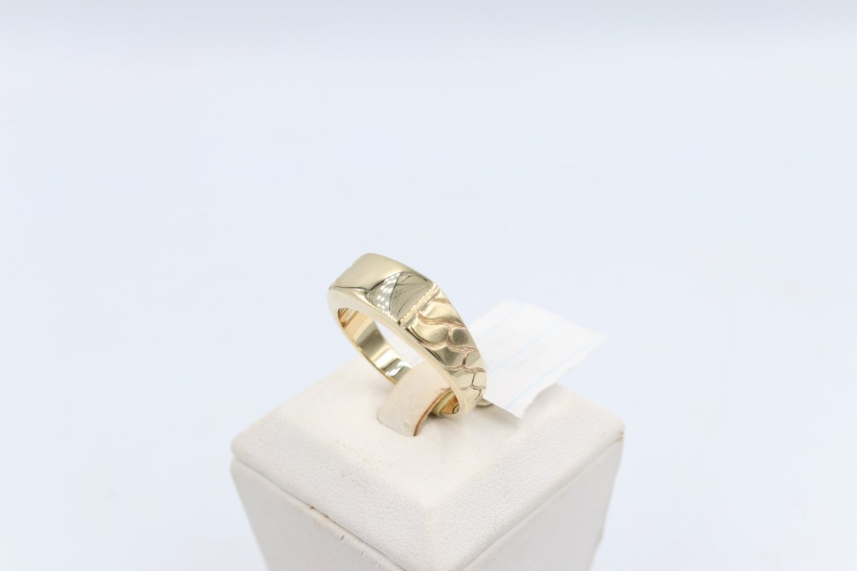 9ct Gold Mens Polished Gents Ring