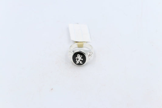 Stg Silver Mens Onyx ring with Stg silver Lion