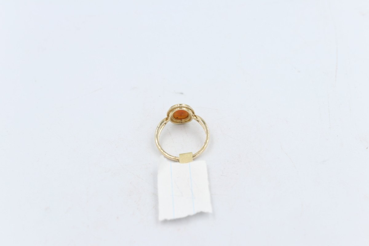 9ct Gold Italian Naturel Cameo Ring bezel Set