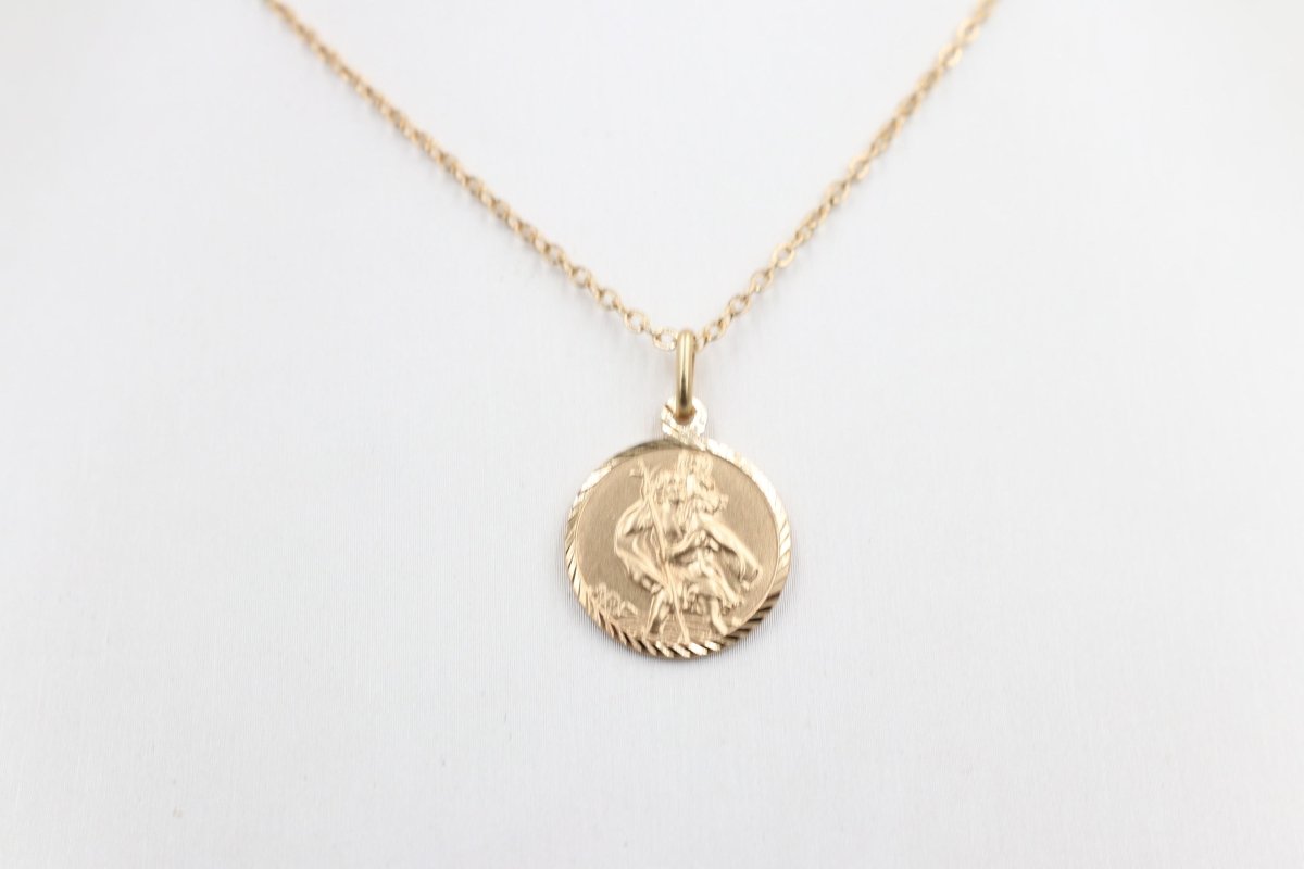 9ct Solid Saint Christopher Pendent 18mm