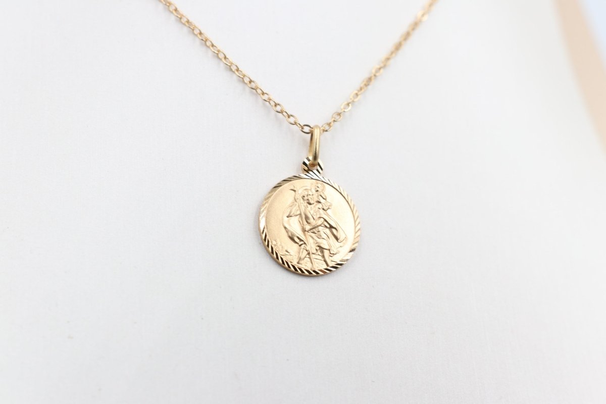 9ct Solid Saint Christopher Pendent 18mm