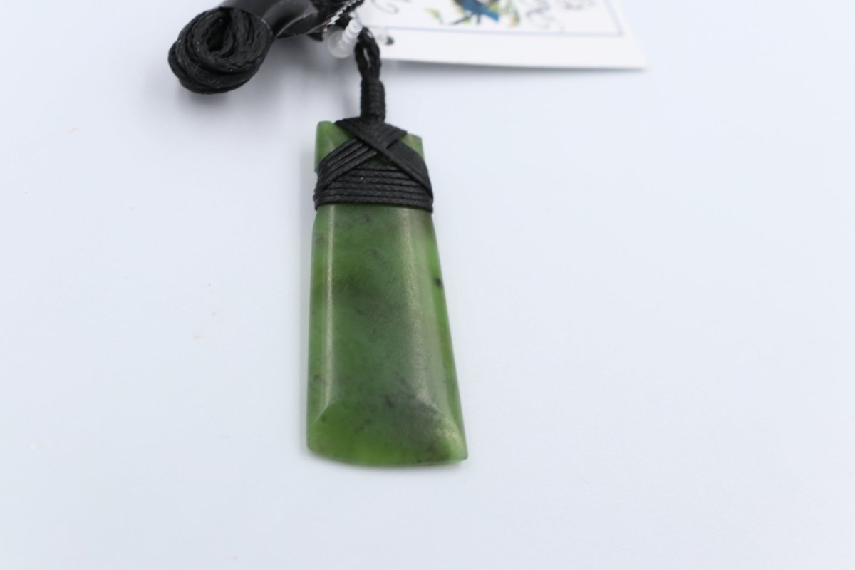 New Zealand Greenstone Polished Toki WK41