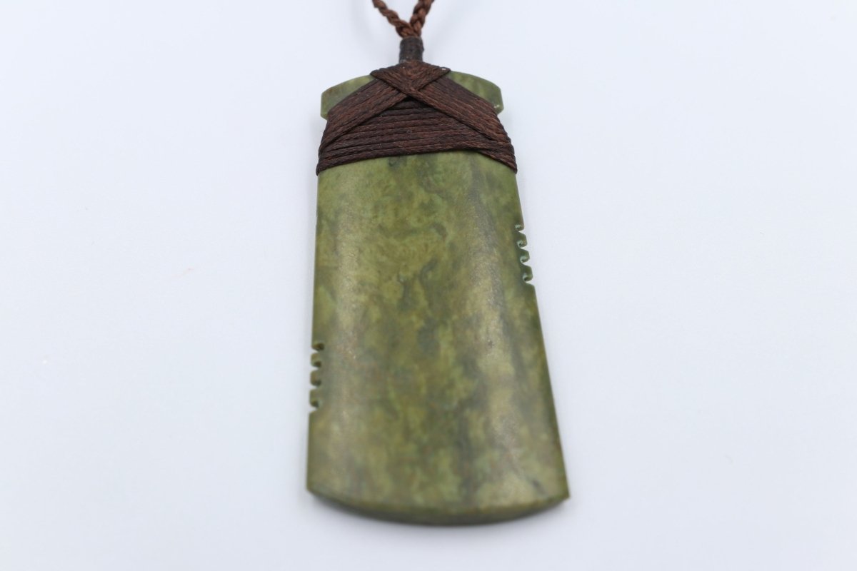 New Zealand Greenstone Hei Toki Raukaraka Stone