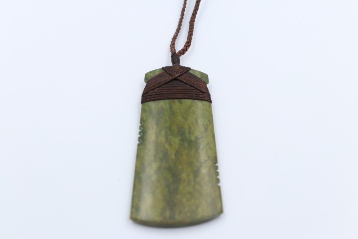 New Zealand Greenstone Hei Toki Raukaraka Stone