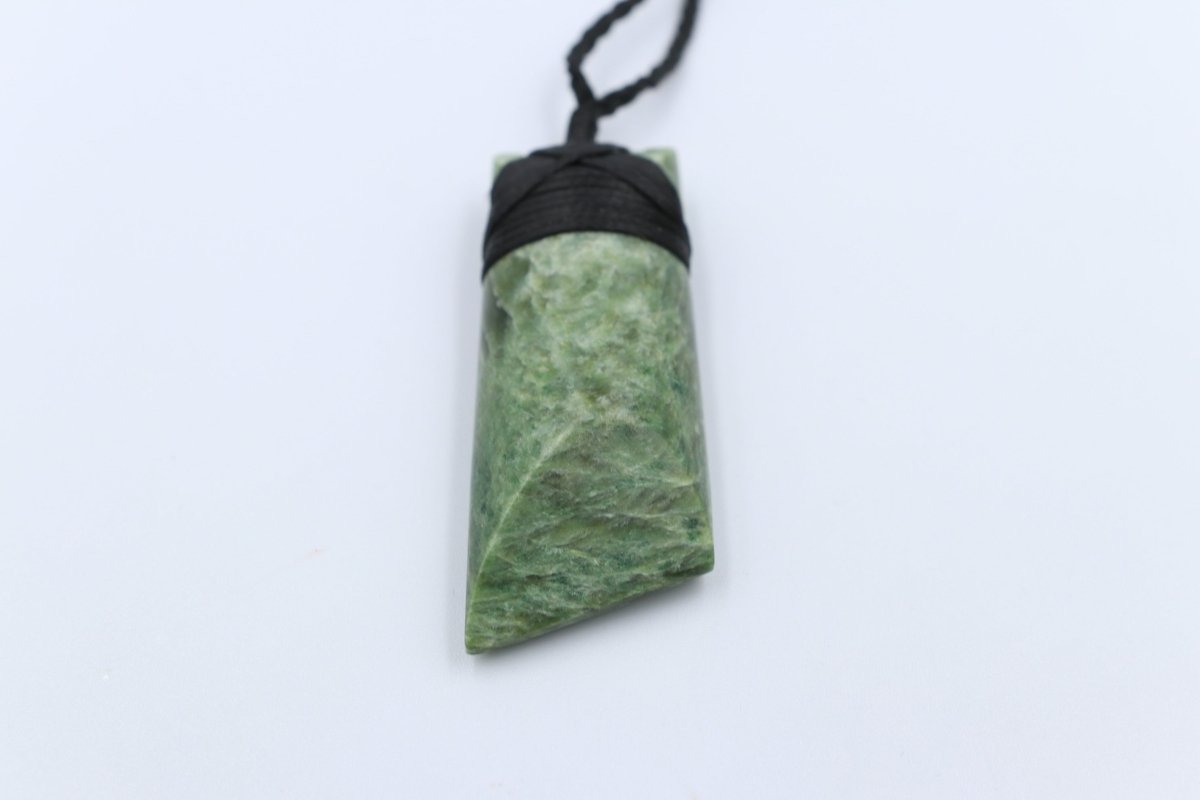 New Zealand Greenstone Hei Toki Kahurangi Stone