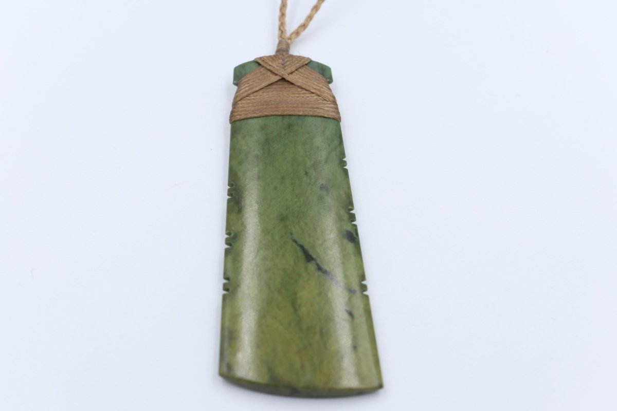 New Zealand Greenstone Hei Toki Raukaraka Stone