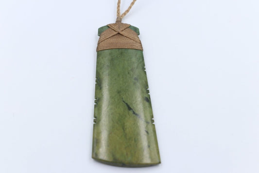 New Zealand Greenstone Hei Toki Raukaraka Stone