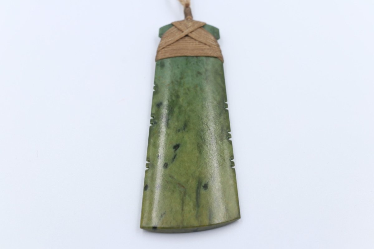 New Zealand Greenstone Hei Toki Raukaraka Stone