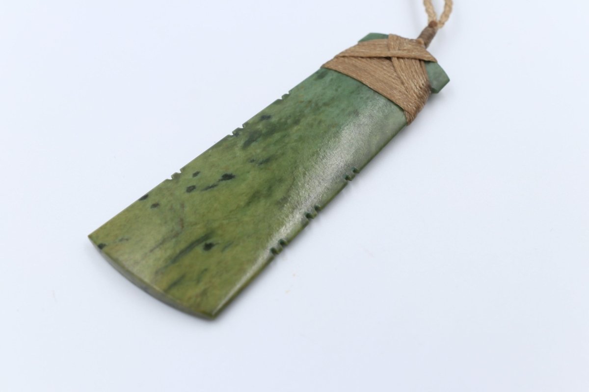 New Zealand Greenstone Hei Toki Raukaraka Stone