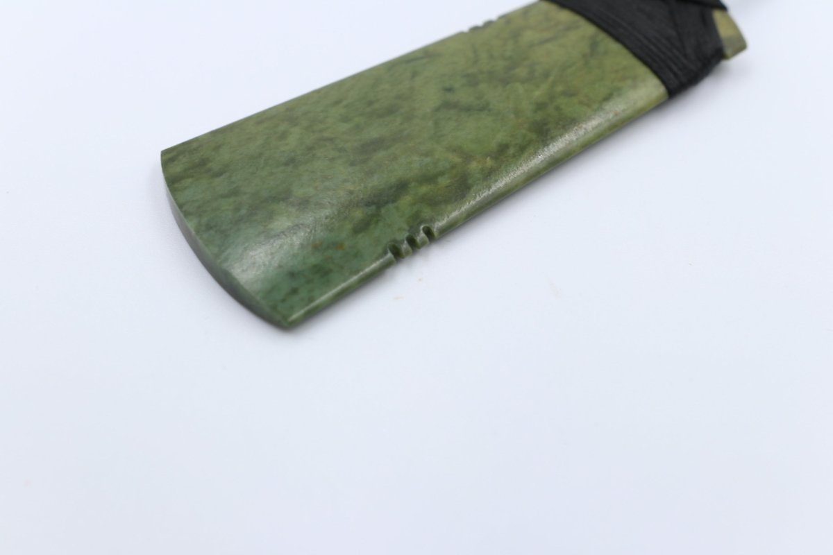 New Zealand Greenstone Hei Toki Raukaraka Stone