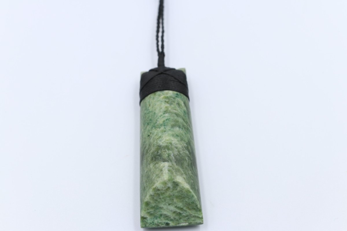 New Zealand Greenstone Hei Toki Kahurangi Stone