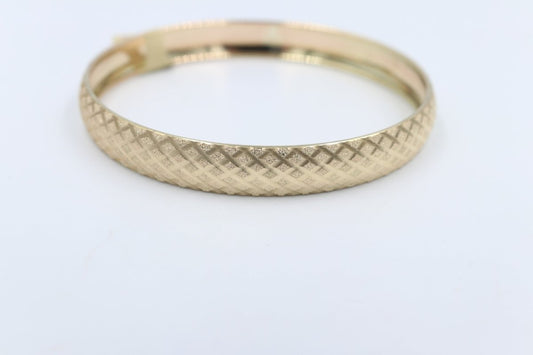9ct Gold Fancy satin & Diamond Cut Crossover  Bangle 10mm
