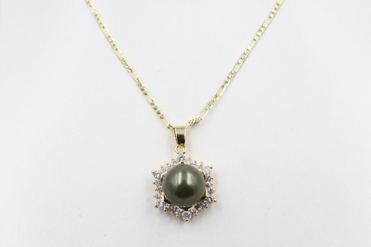 18ct Gold Plated Faux Pearl Pendent