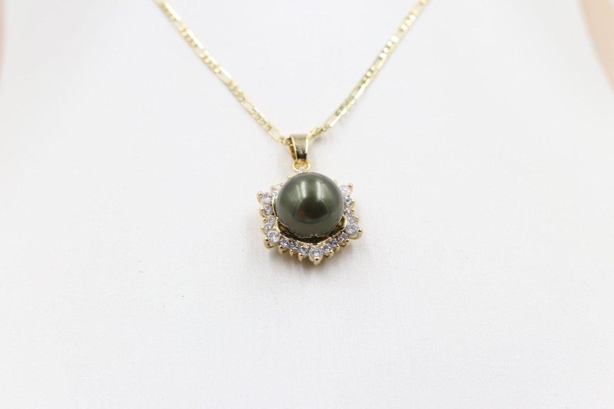 18ct Gold Plated Faux Pearl Pendent
