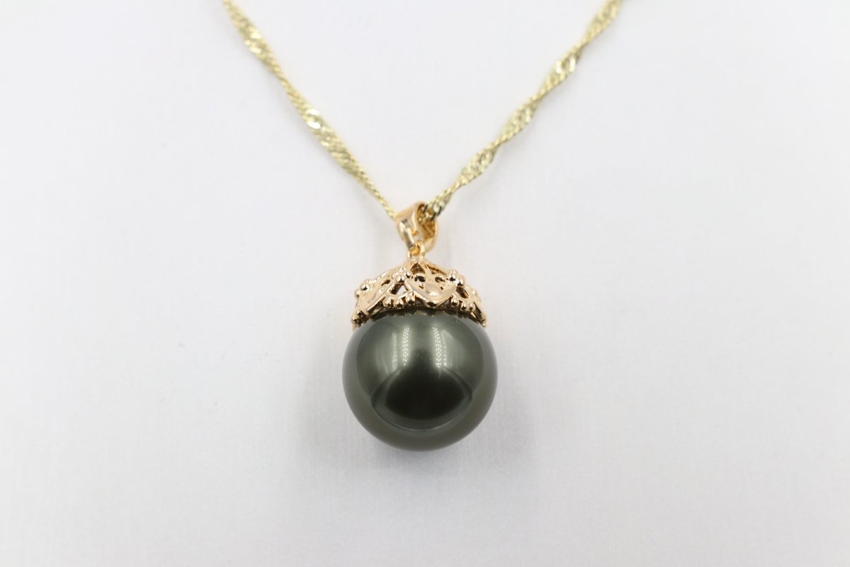 18ct Gold Plated Faux Pearl Pendent