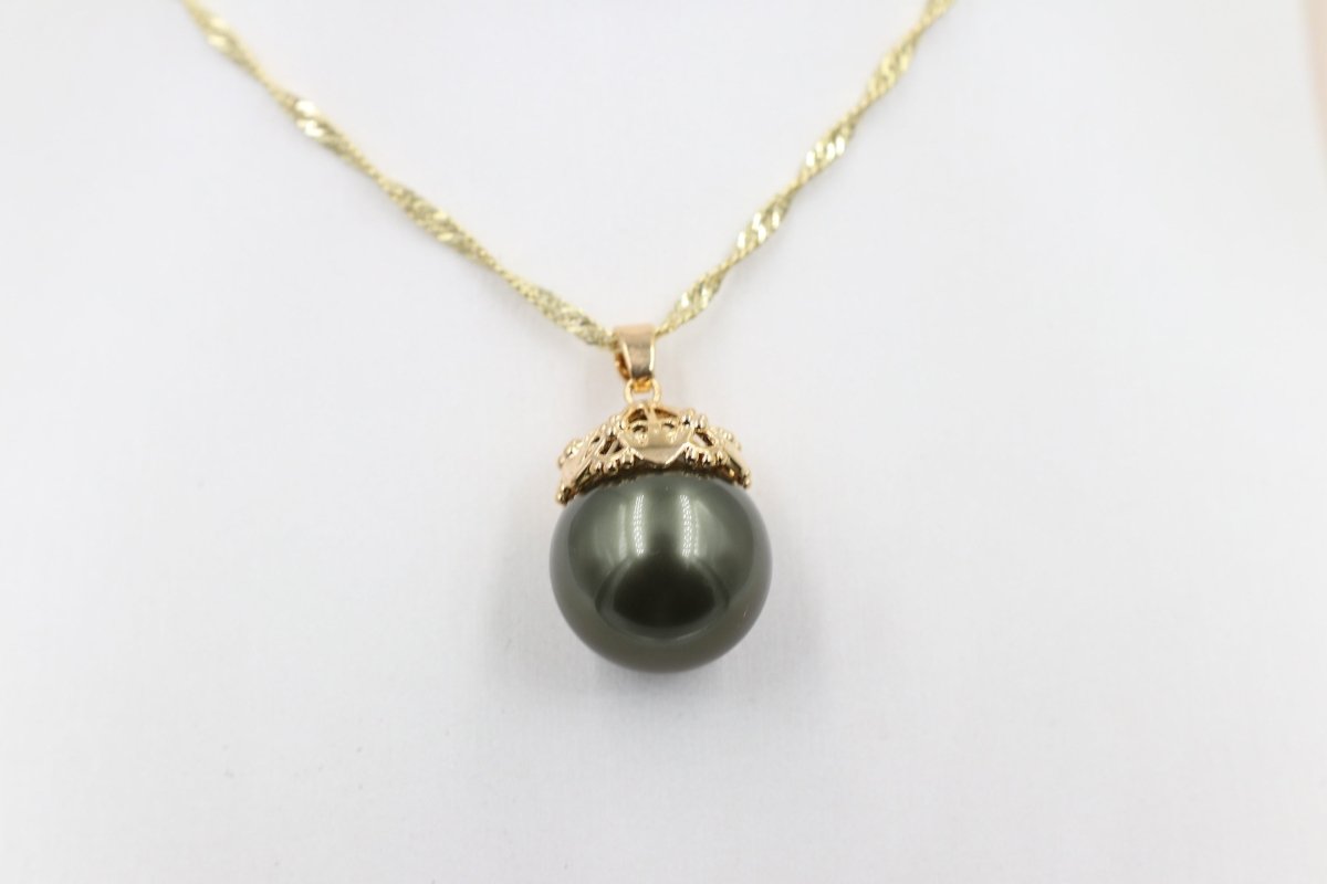 18ct Gold Plated Faux Pearl Pendent