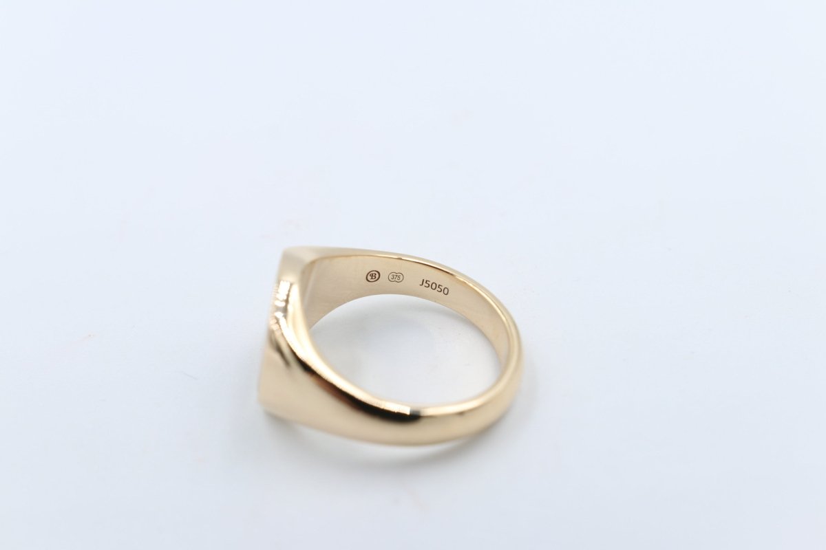 9ct Gold Solid Spectrum ring