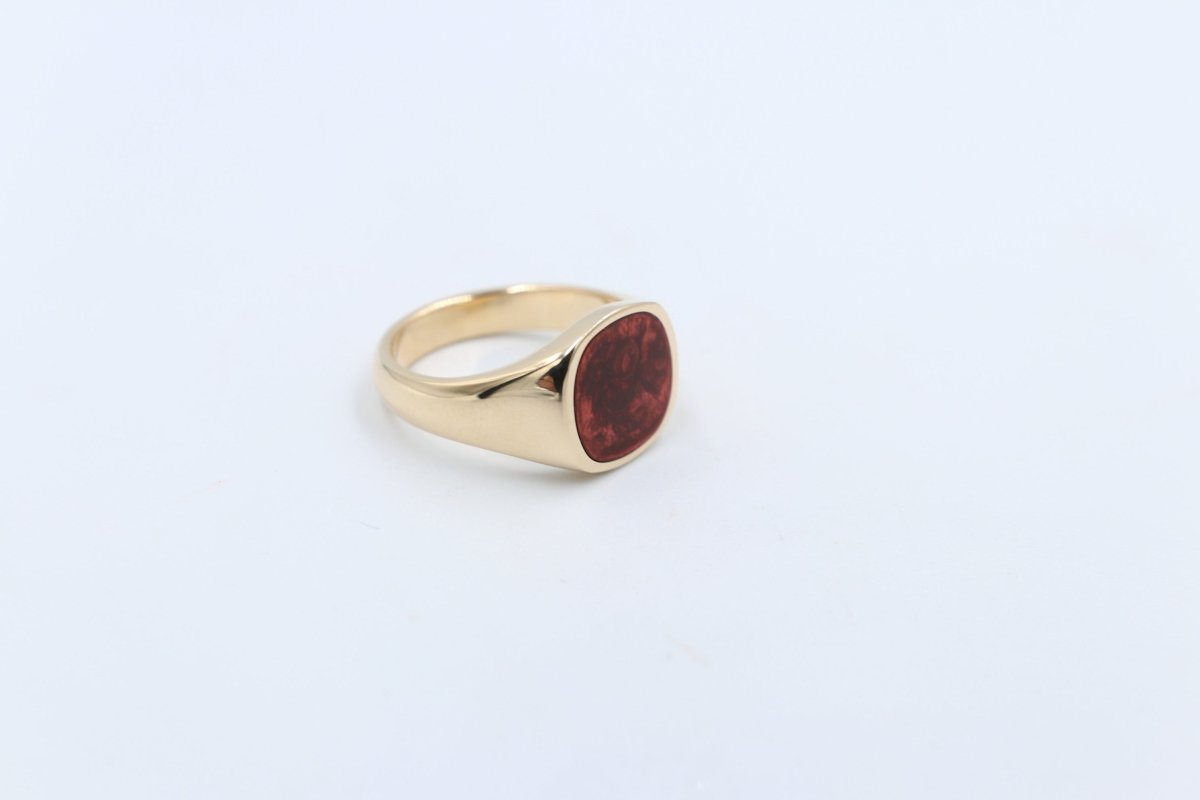9ct Gold Solid Spectrum ring