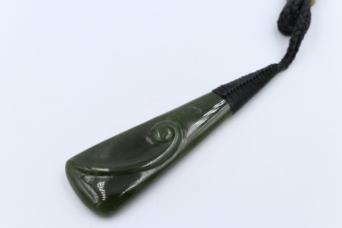 New Zealand Greestone Drop with Koru