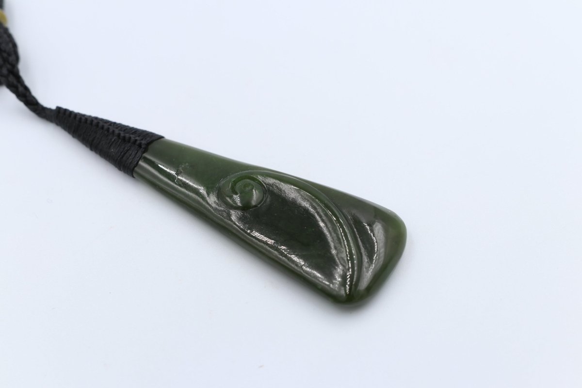 New Zealand Greestone Drop with Koru