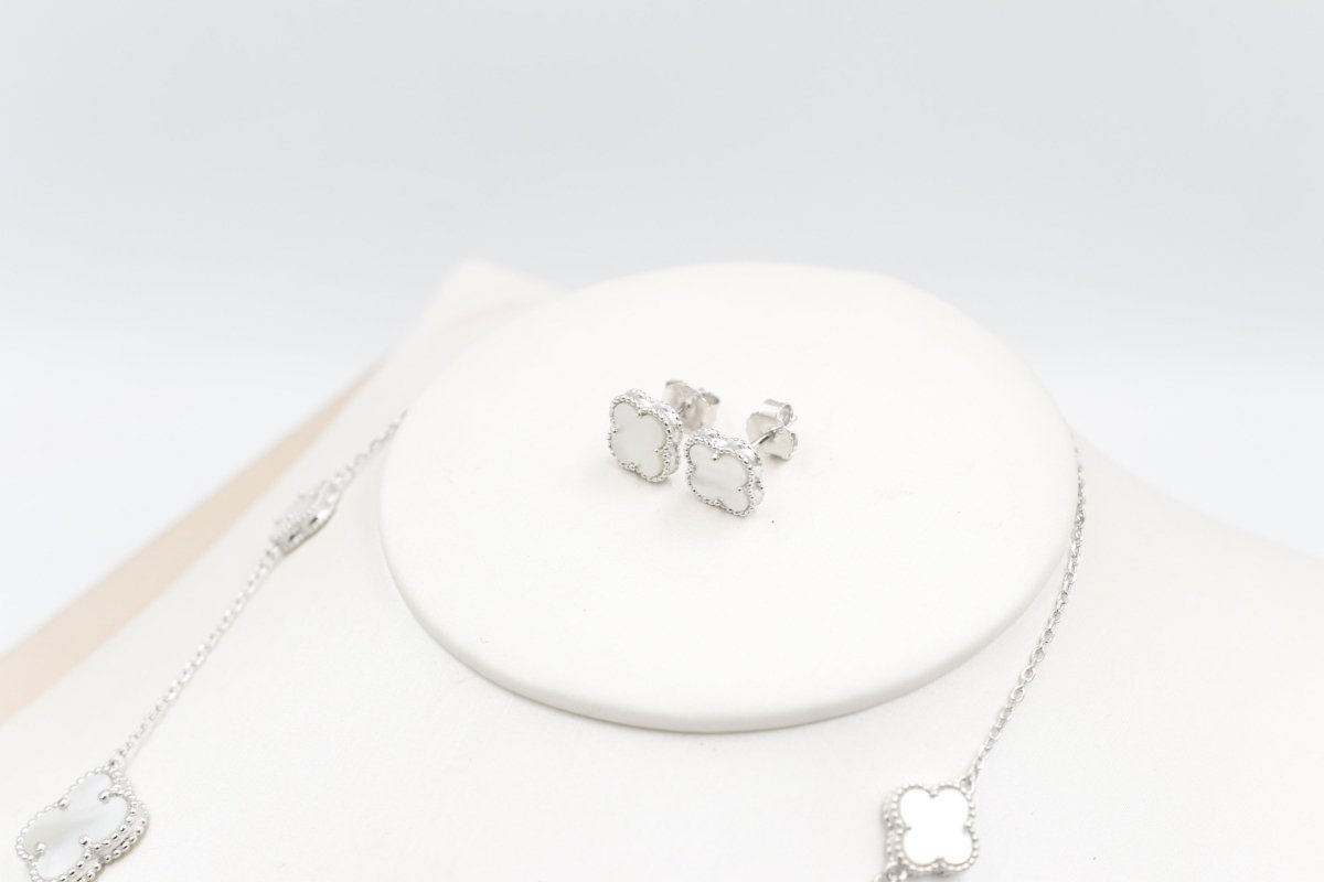 Stg Silver Necklace and Earring set with white Motif IRA01