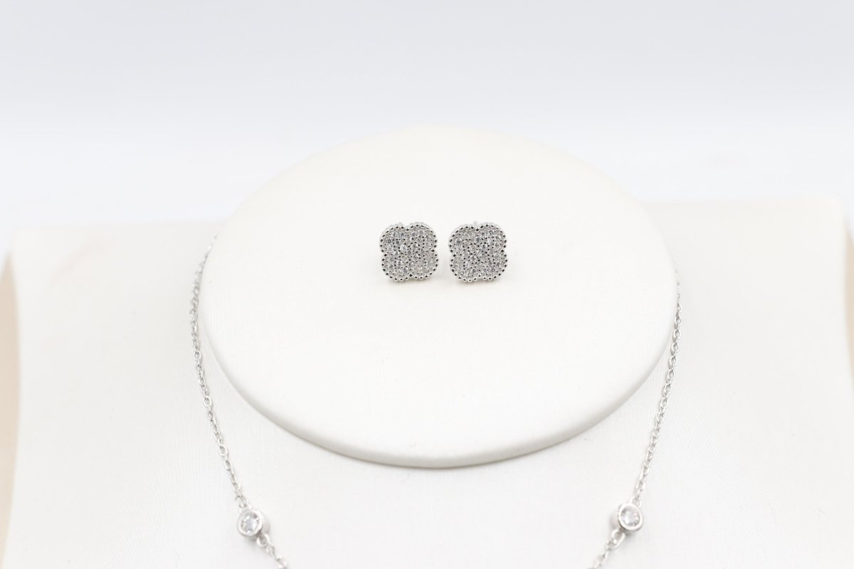 Stg Silver Necklace and Earring set with Motif IRA05