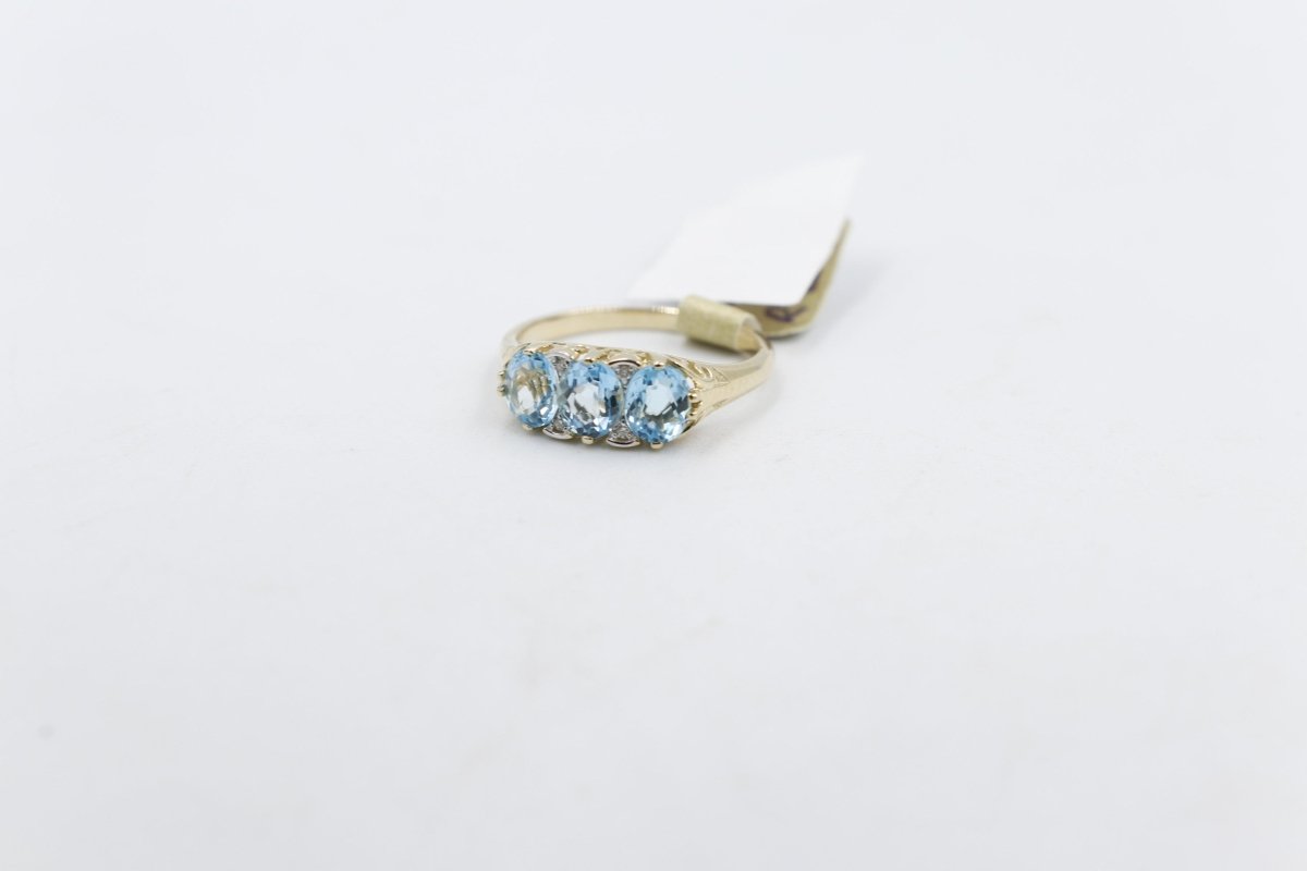 9ct Gold Blue Topaz & Diamond ring SYR7986BT
