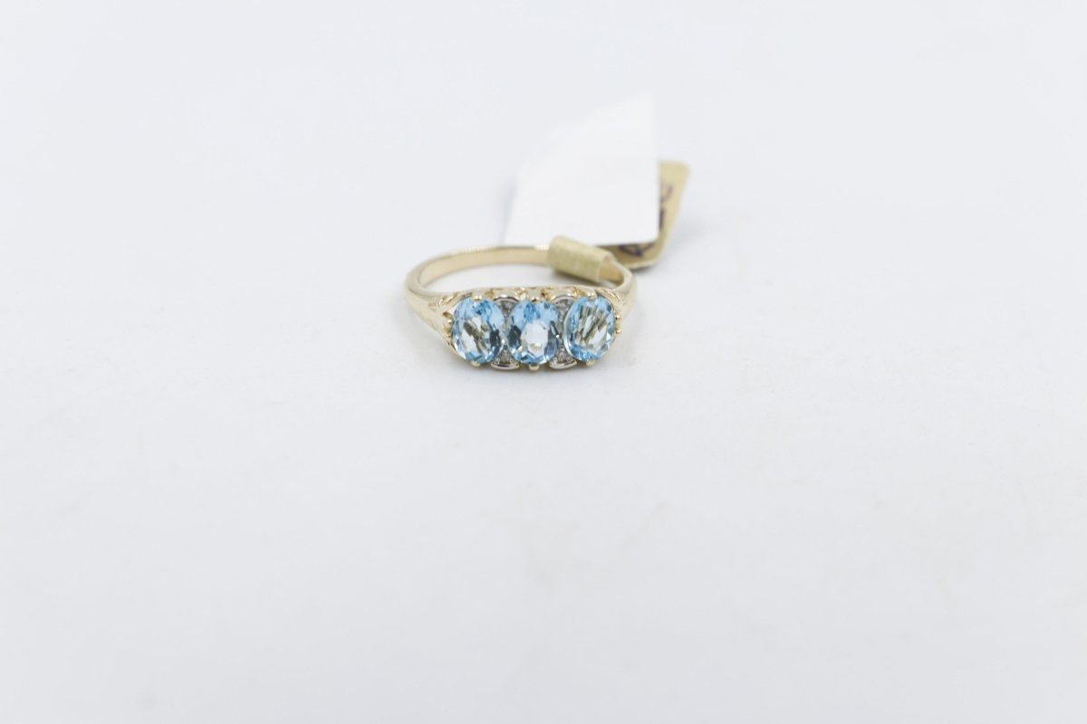 9ct Gold Blue Topaz & Diamond ring SYR7986BT