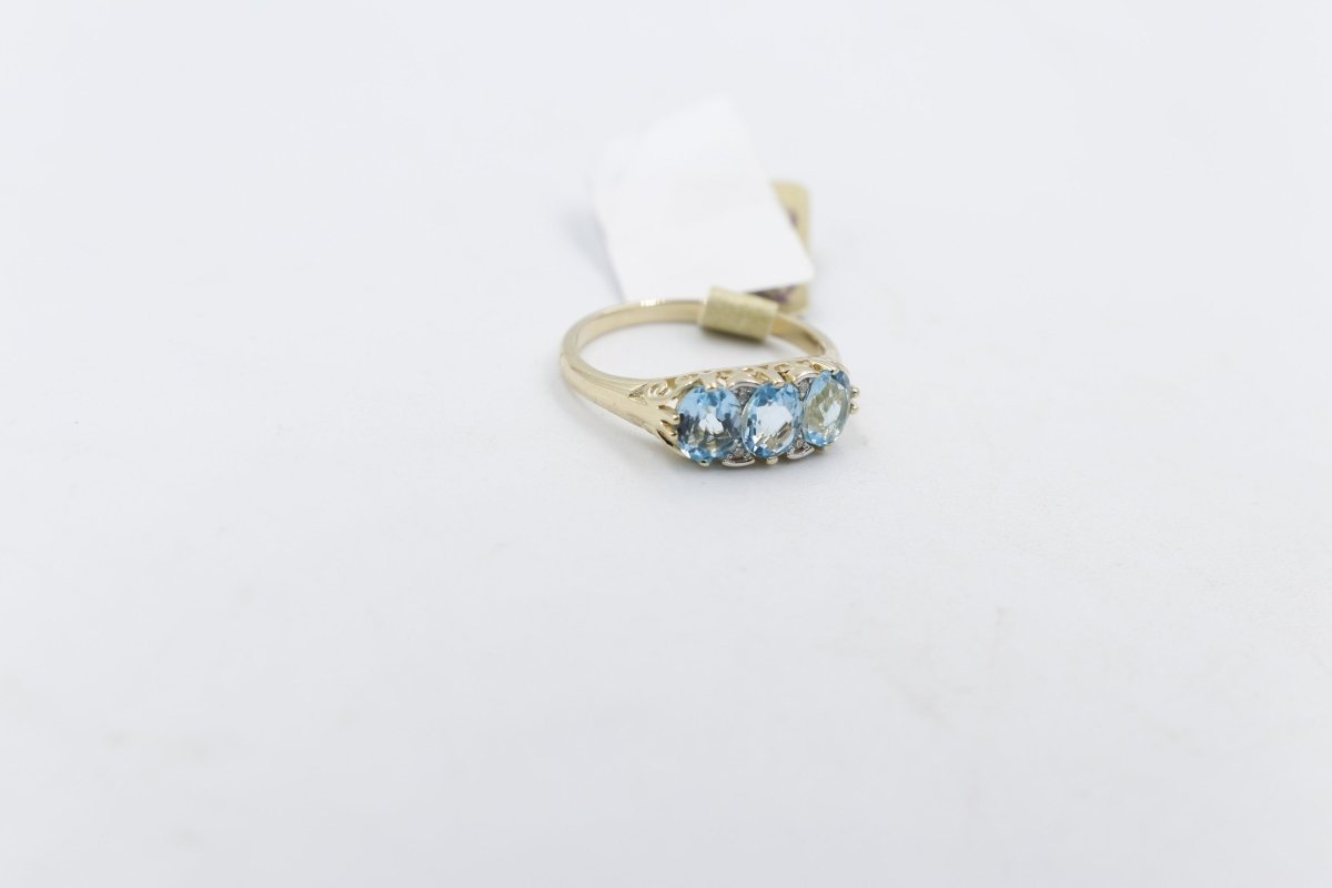 9ct Gold Blue Topaz & Diamond ring SYR7986BT