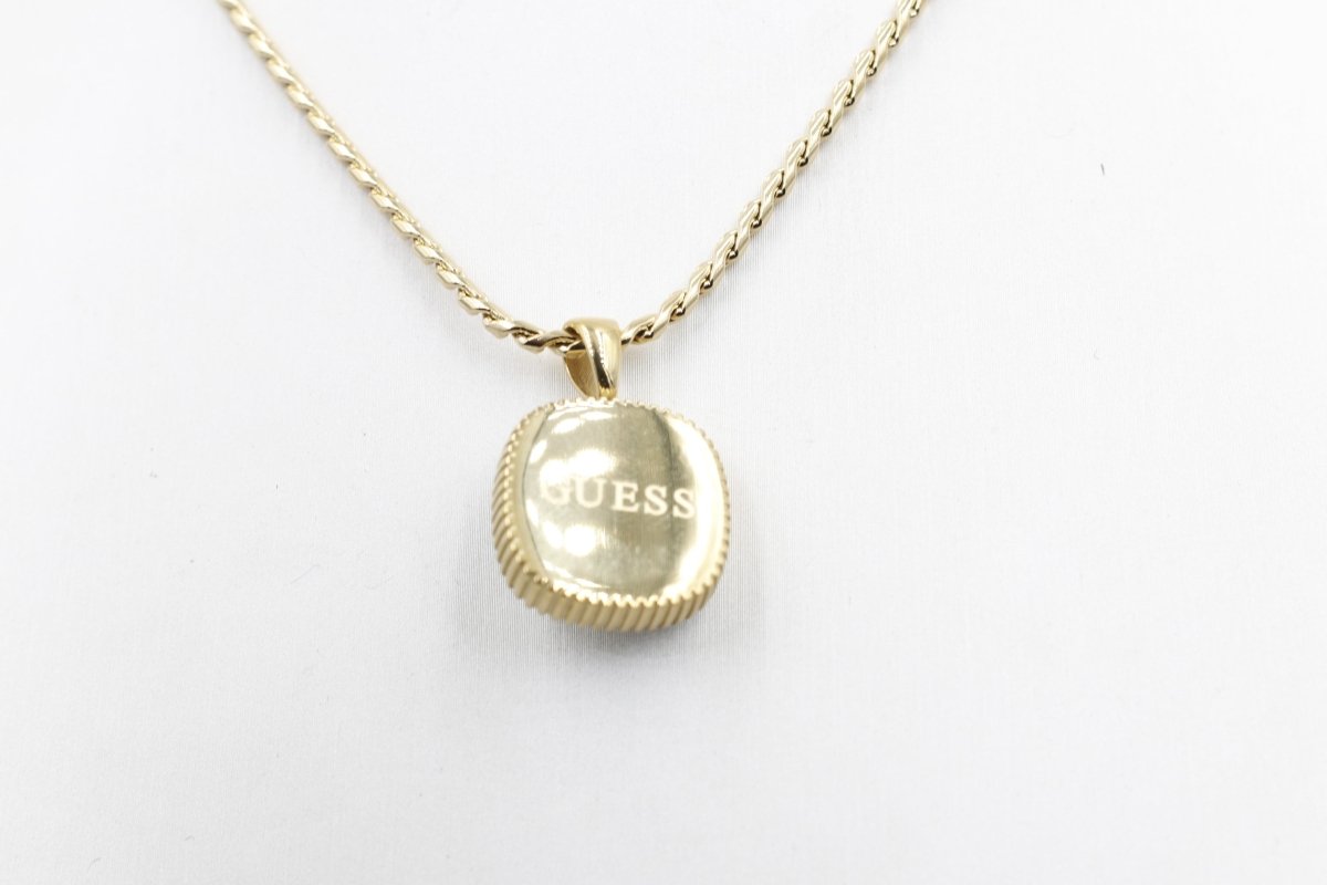 Guess Lion Charm Necklace 53cm JUMN04002JWYGBKT