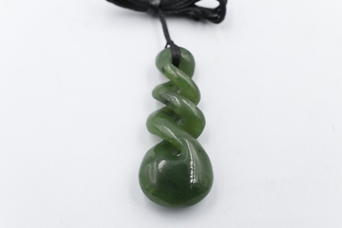 New Zealand Greenstone Triple Twist HPN328