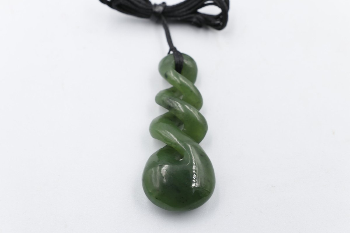 New Zealand Greenstone Triple Twist HPN328