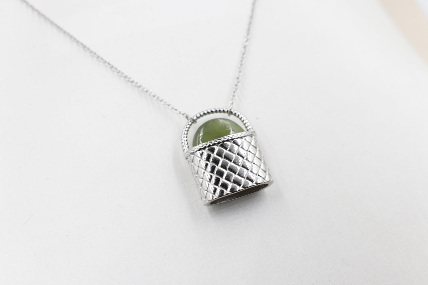 Stg Silver Kete Pendent with Greenstone XP112