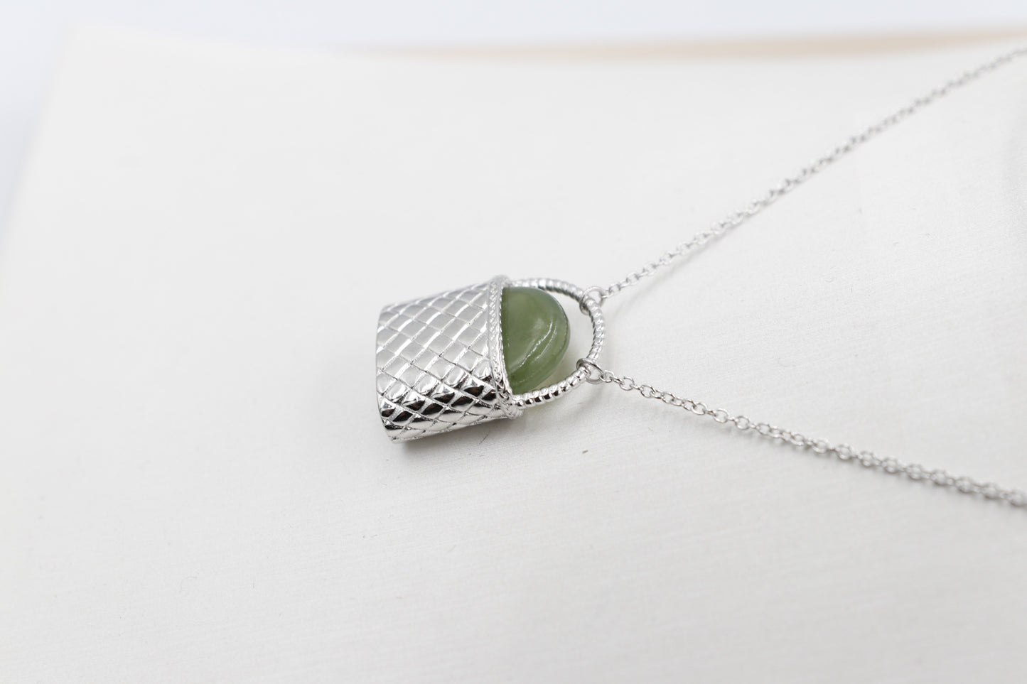 Stg Silver Kete Pendent with Greenstone XP112