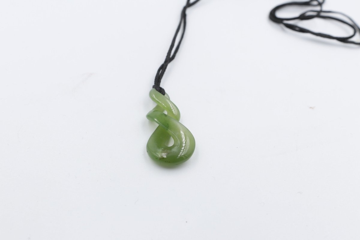 New Zealand Greenstone Twist