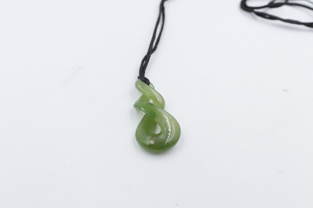New Zealand Greenstone Twist
