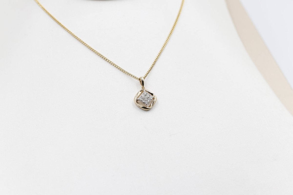 10K Gold Diamond Pendent TDW 0.15ct