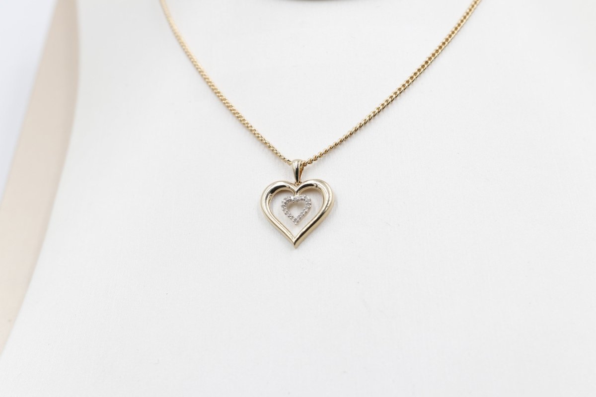 10K Gold Diamond Heart Pendent