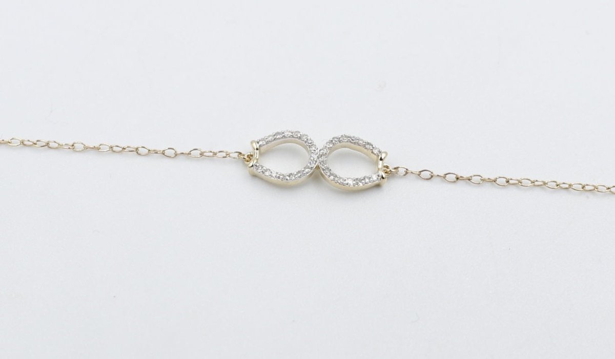10K Gold Bracelet set with Diamonds
