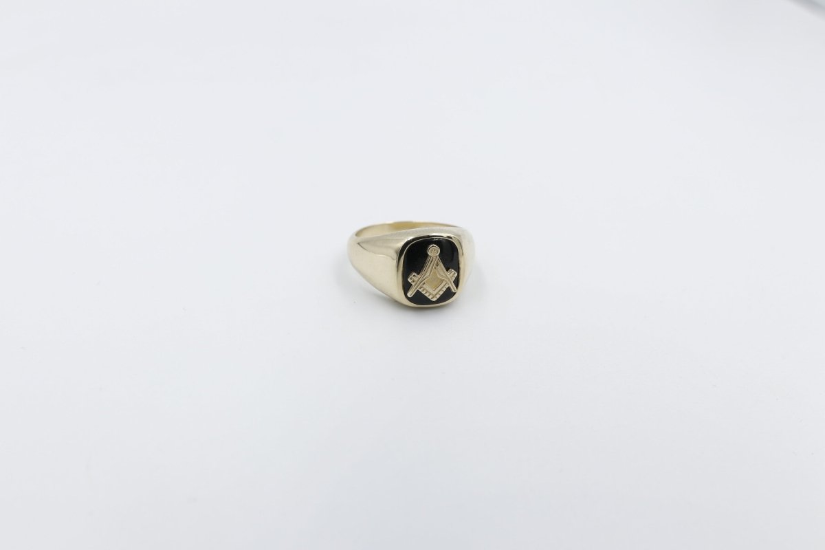 9ct Mens Masonic Ring with Onyx