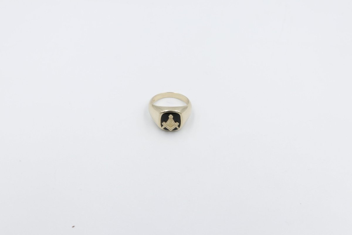 9ct Mens Masonic Ring with Onyx
