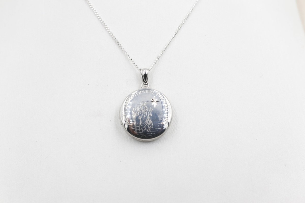 Stg Silver St Christopher engraved Locket SJSL60137