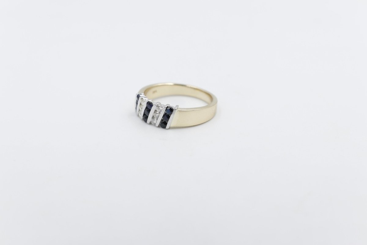 9ct Gold Genuine Sapphire & Diamond ring