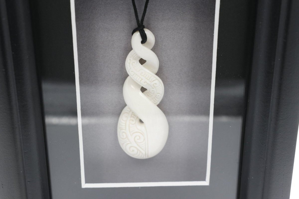 Framed Bone Twist - TFB82