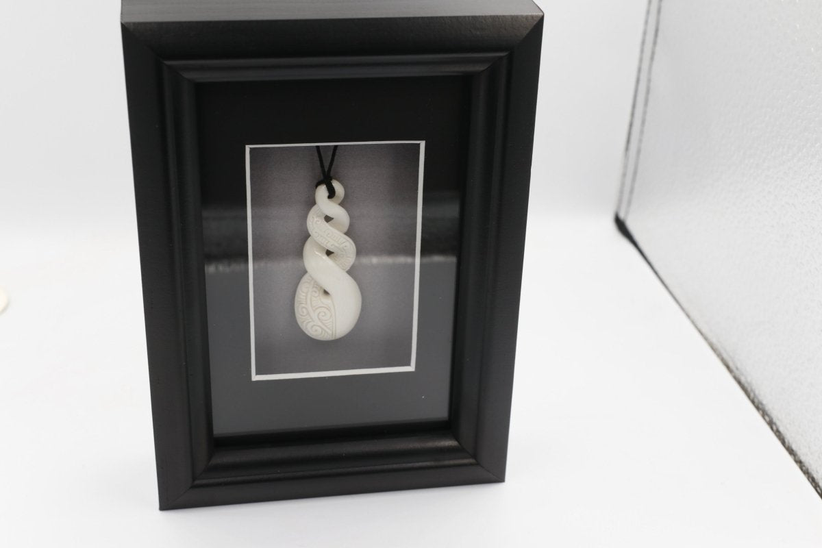 Framed Bone Twist - TFB82