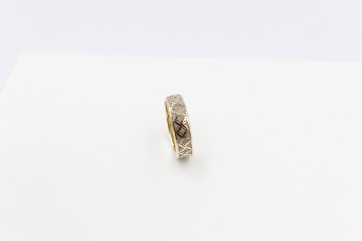 9ct Gold Solid Band with Island  Design mm HRB5247G
