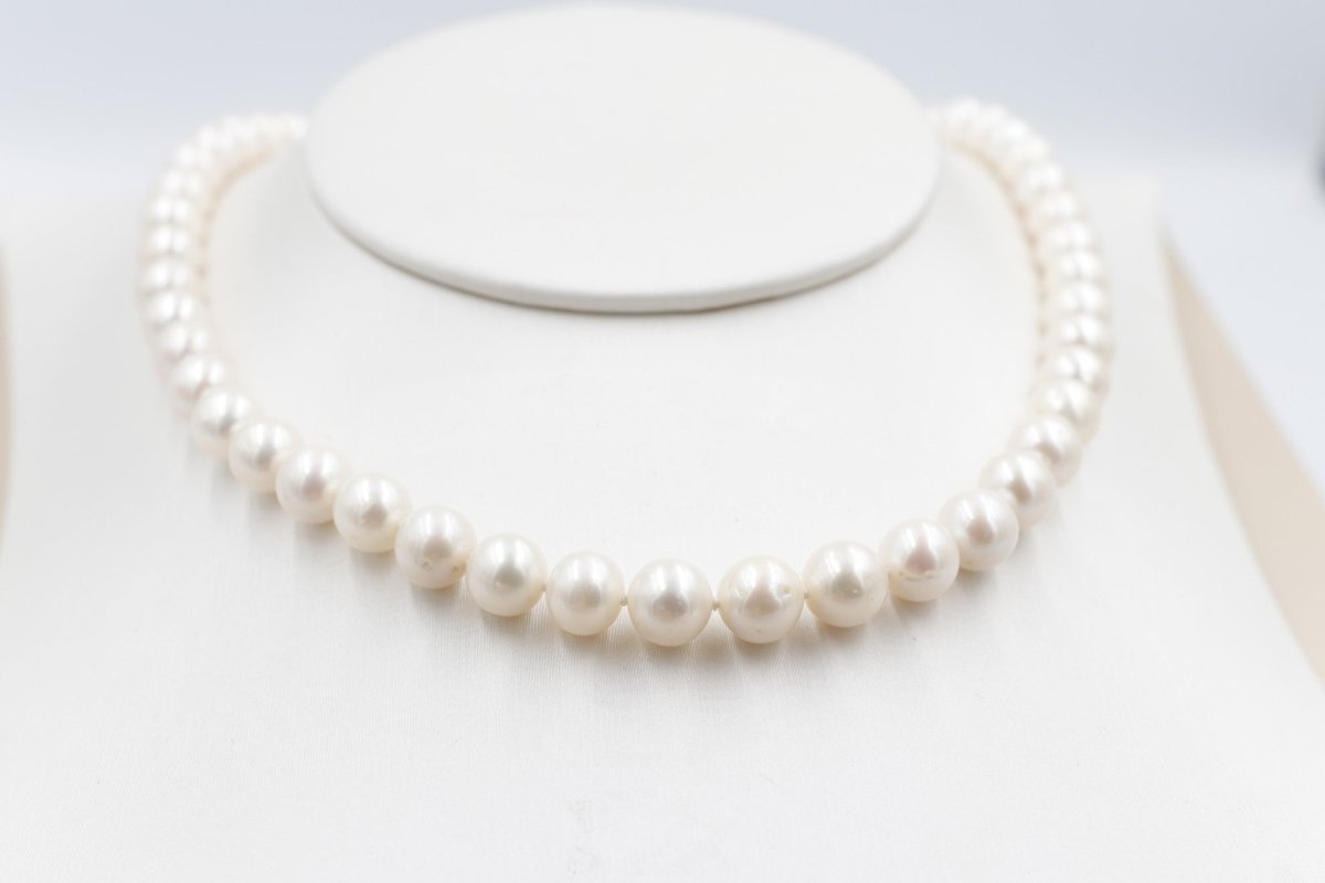 Fresh water Pearl Necklet with stg Clasps 8 to 8.5mm 382.2775AAX